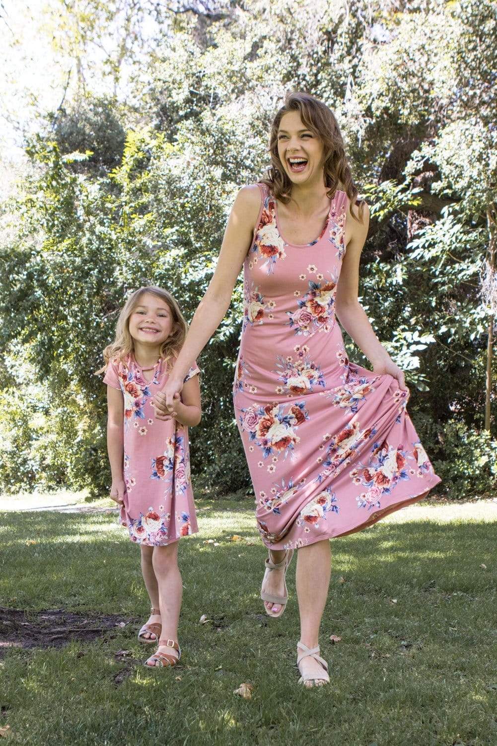 Chic Floral Mom and Me Matching Dresses